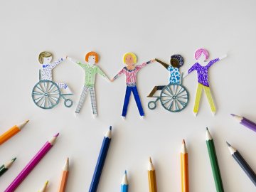 Inclusion et engagement solidaire : notre collaboration avec l’Association des Paralysés de France